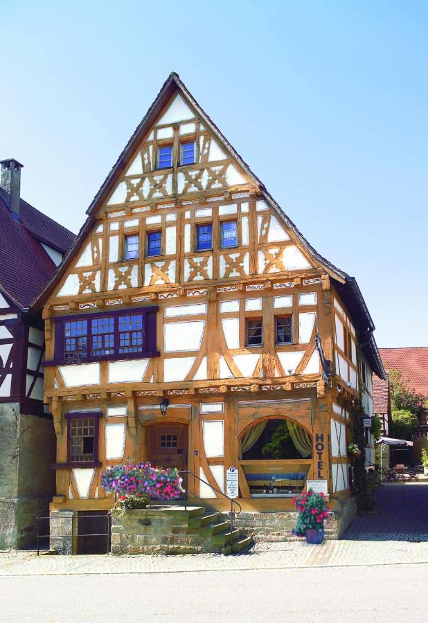 โฮเทล เรสเทอรองต์ ซุม นัคท์เวคเทอร์ Hotel Lienzingen ภายนอก รูปภาพ